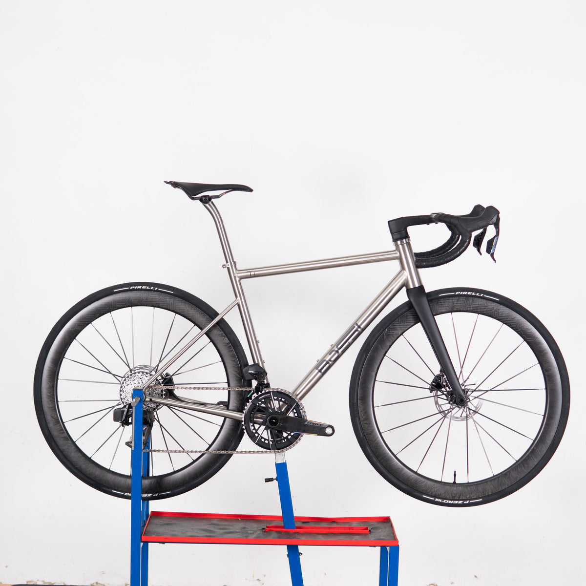 Strada - Sram Force AXS E1
