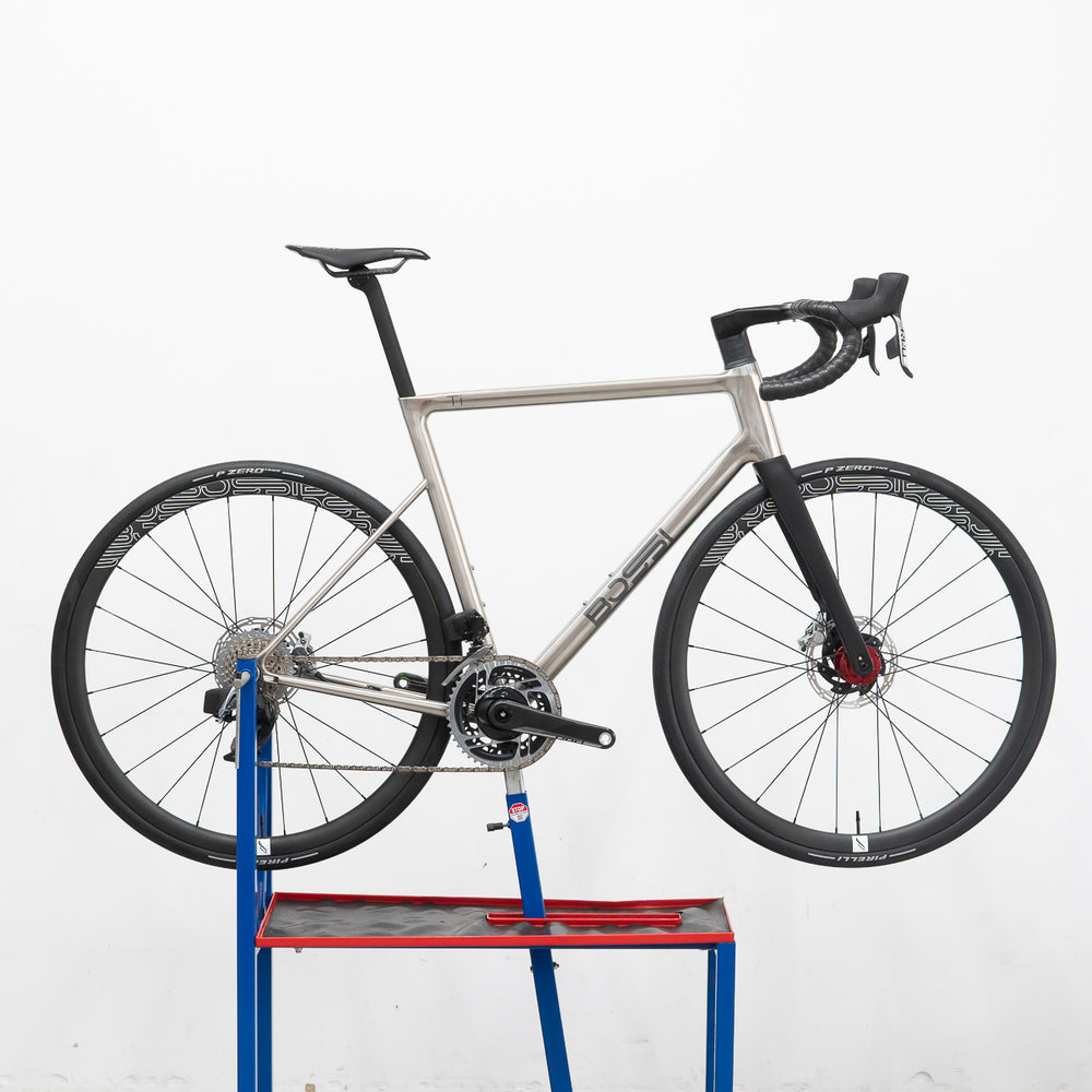 Strada SS - SRAM RED AXS - Bossi Bicycles