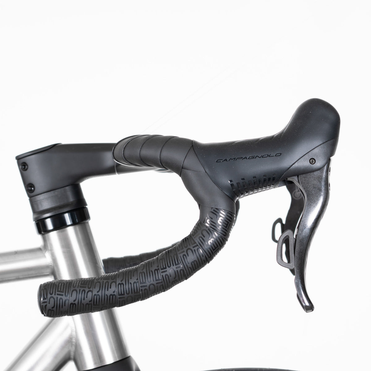Strada - SPOKEN 2026 show bike
