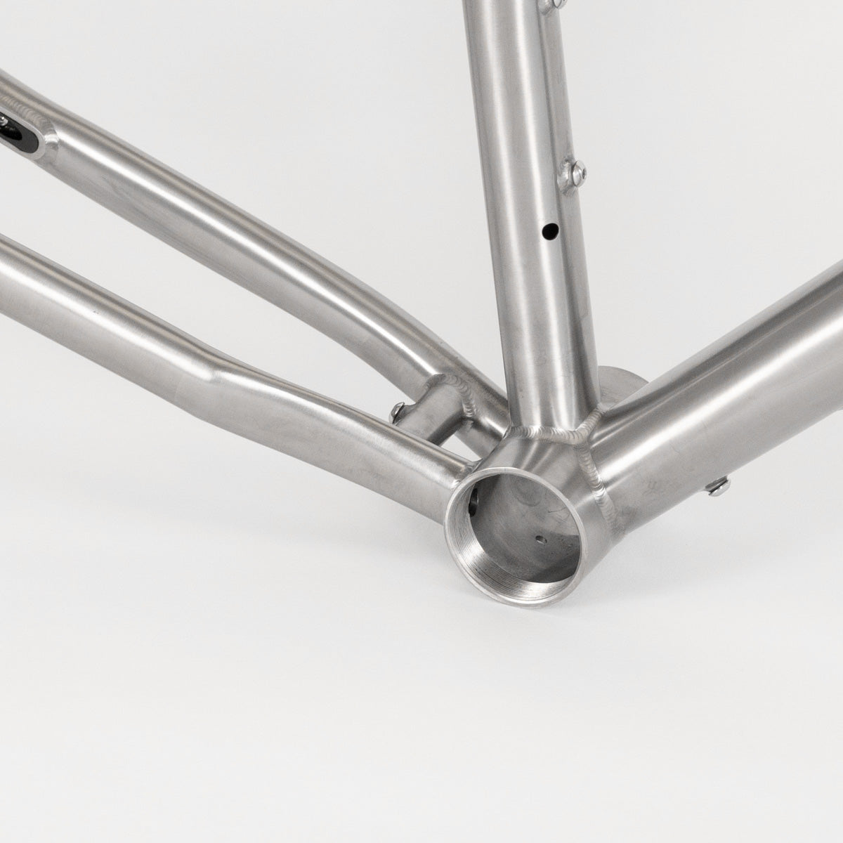 Grit - Titanium Gravel Frameset