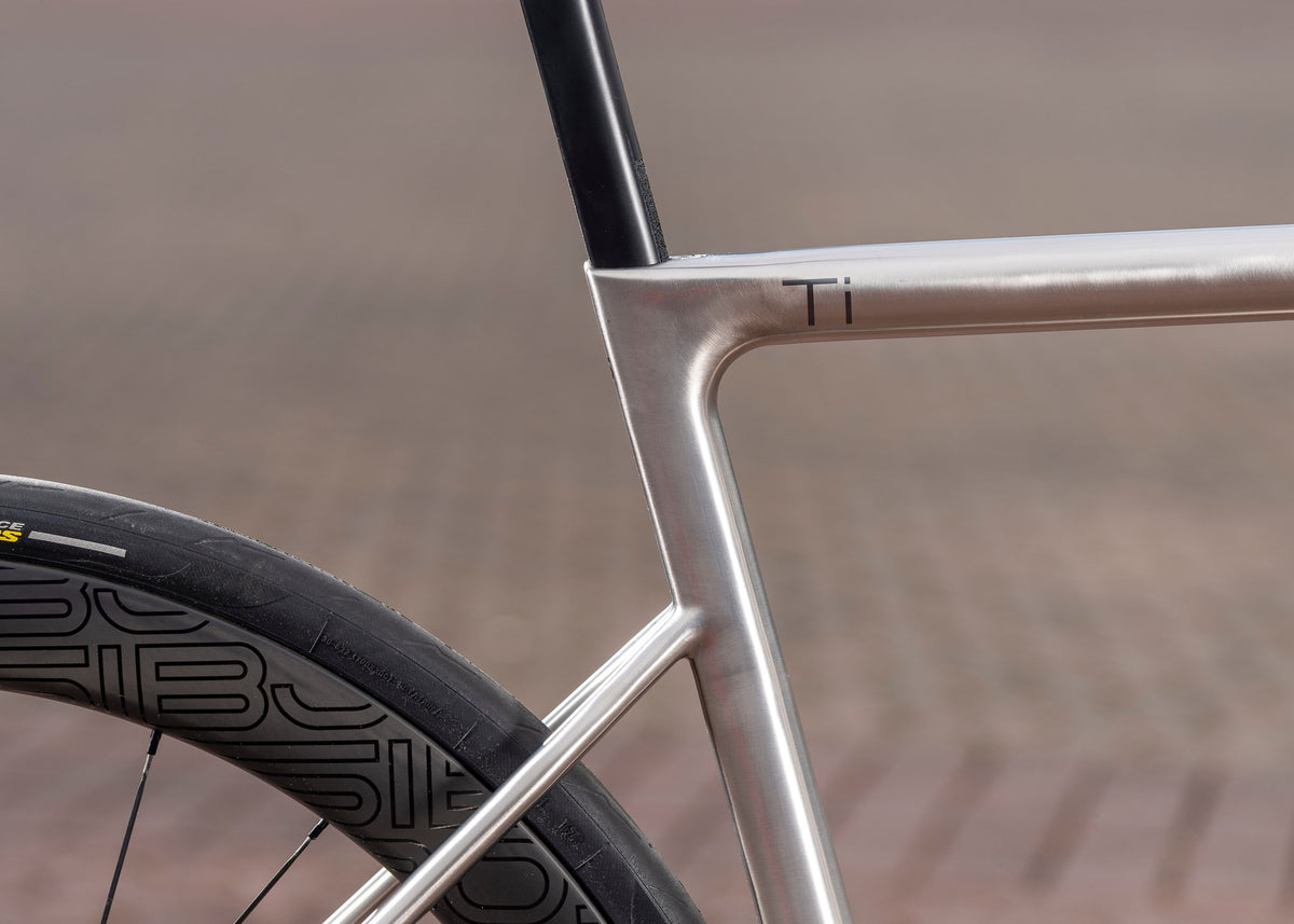 Strada SS - TItanium Road Bike