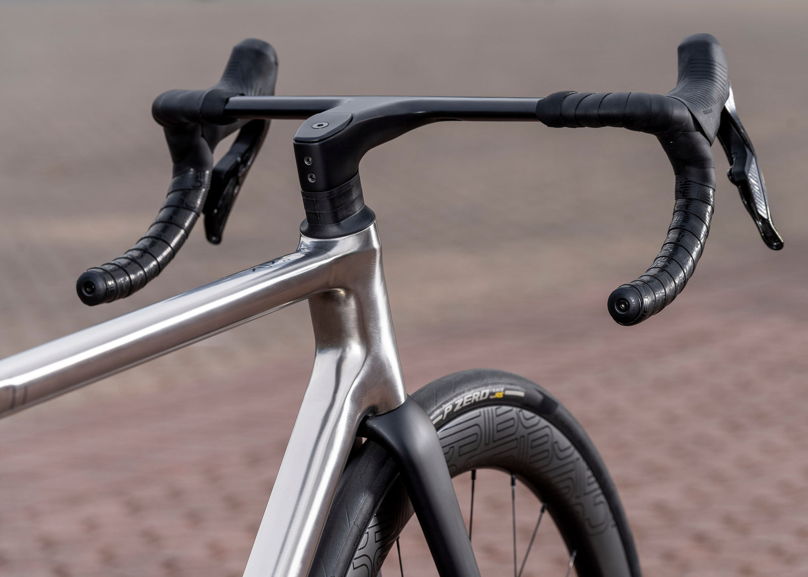Strada SS - TItanium Road Bike